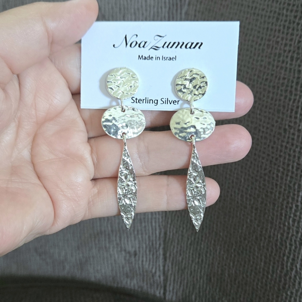 Noa Zuman Silver🤍 Hammered🔨 Geometric📐 Dangle Earrings - Picture 11 of 15